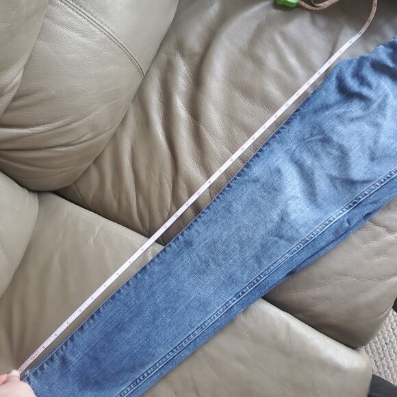 Madewell 10" High-Rise Roadtripper Jeans in Ridgefield Wash: Zip-Front Edition - Picture 13 of 16